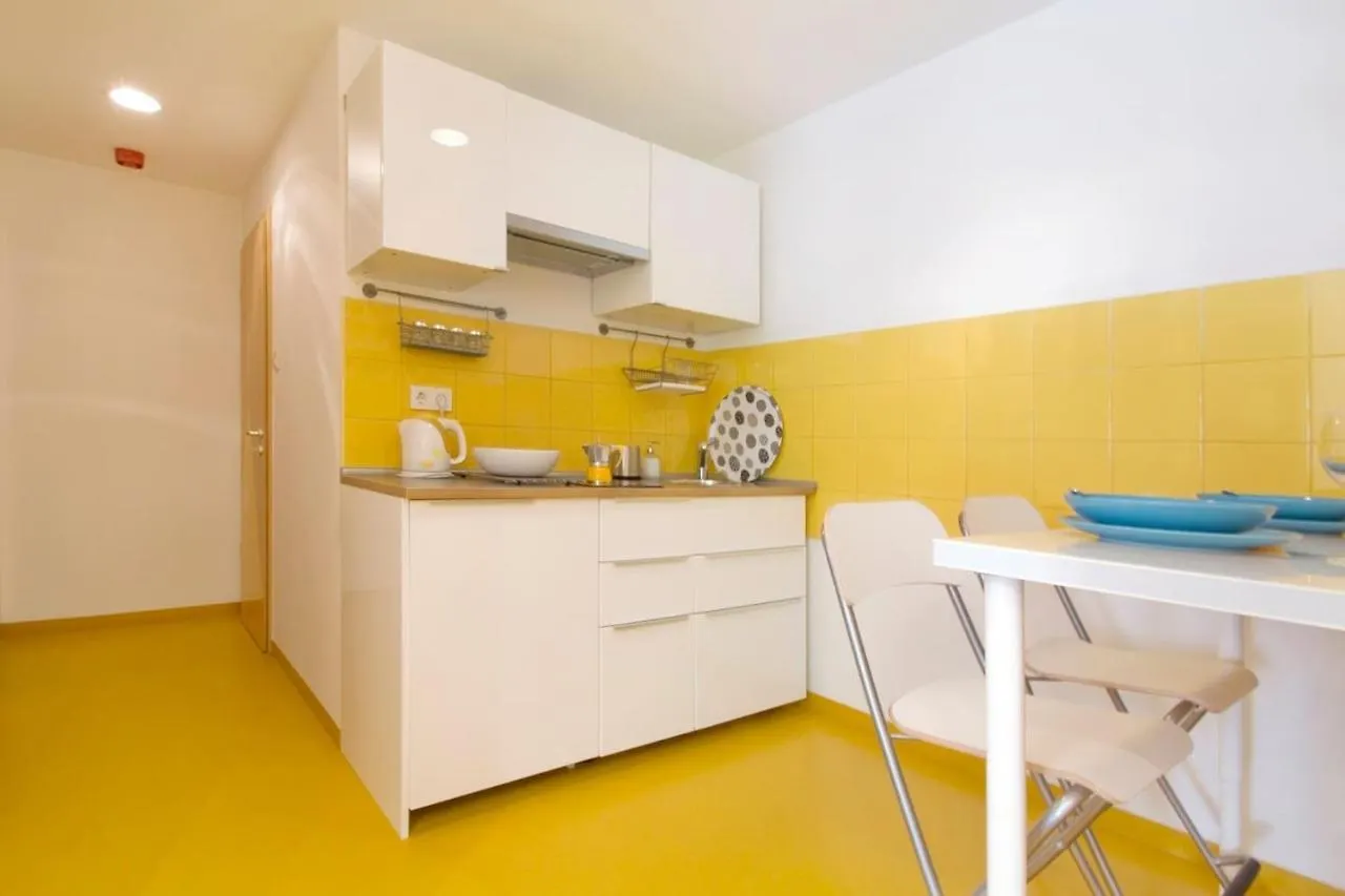 Modern Four Bedroom Apartment In Palace District Budapest