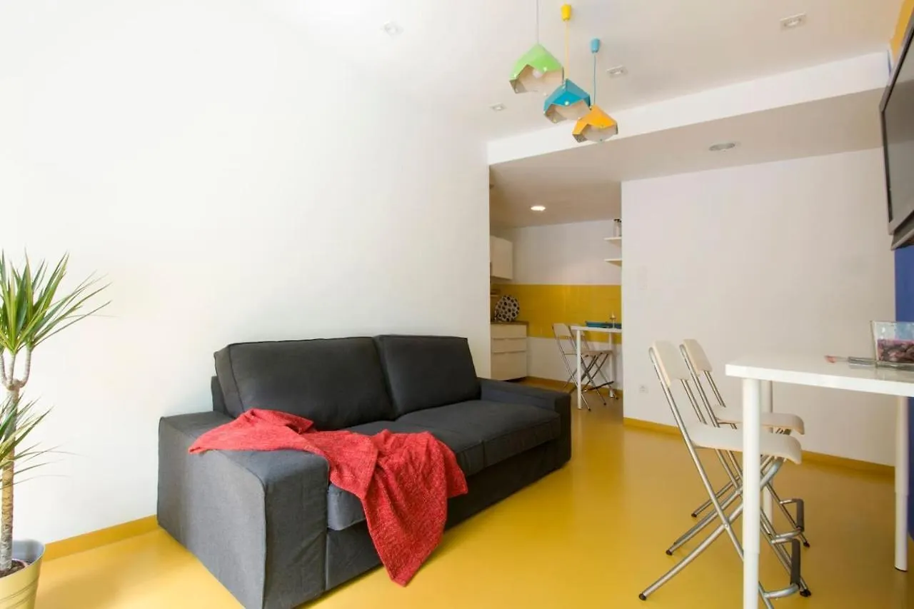 Modern Four Bedroom Apartment In Palace District Budapest